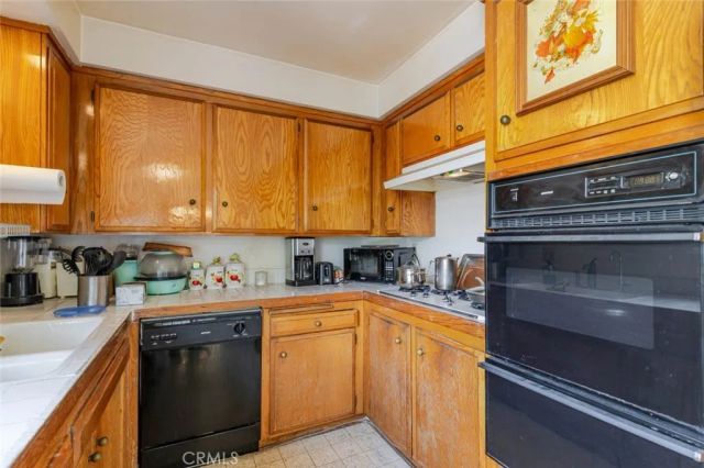 600 W Stocker Street 319, Glendale, CA 91202