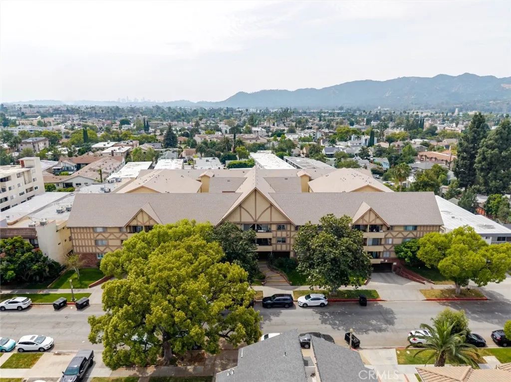 600 W Stocker Street 319, Glendale, CA 91202