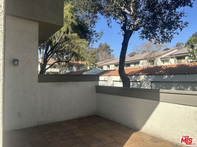 77 Willowcrest Lane, Pomona, CA 91766