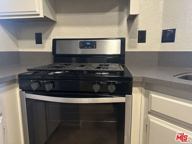 77 Willowcrest Lane, Pomona, CA 91766