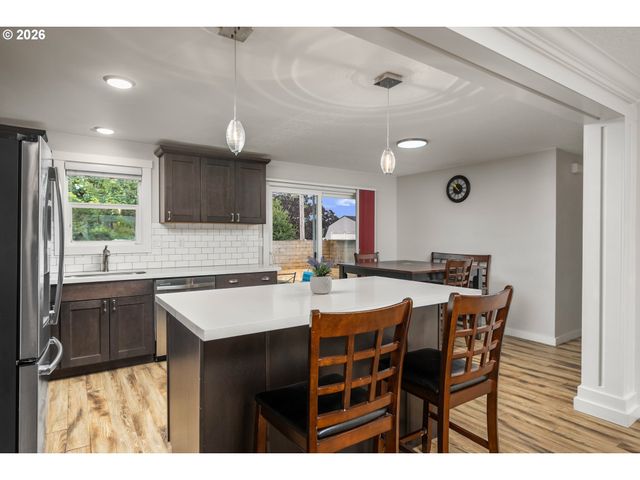 3347 Se 180TH Ave, Portland, OR 97236