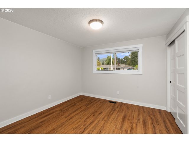 3347 Se 180TH Ave, Portland, OR 97236