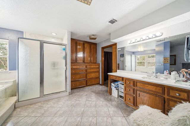 1305 Mcdonald Street, Deer Park, TX 77536