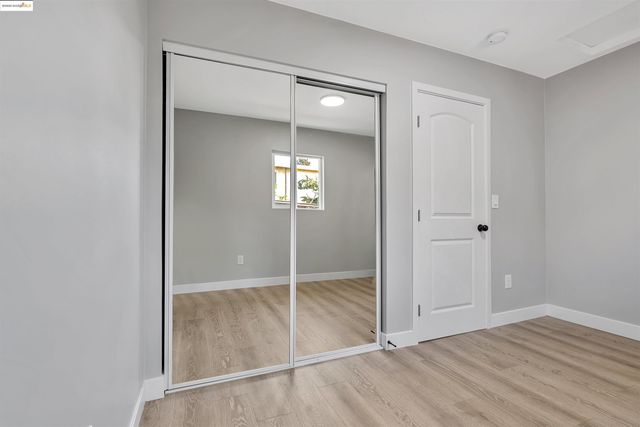 221 4th, Richmond, CA 94801