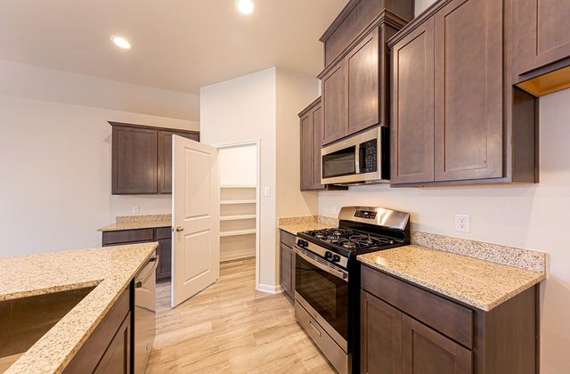 2312 Cedar Place Drive, Conroe, TX 77306