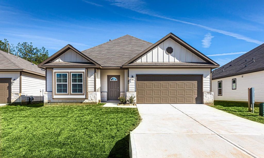 2312 Cedar Place Drive, Conroe, TX 77306