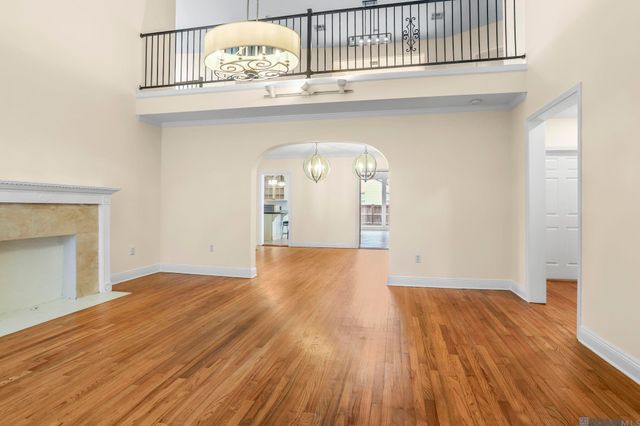 3343 Hyacinth Ave, Baton Rouge, LA 70808