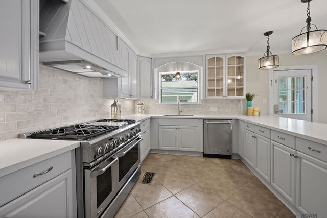 3343 Hyacinth Ave, Baton Rouge, LA 70808