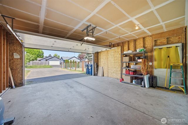 1225 Ash Street, Lynden, WA 98264