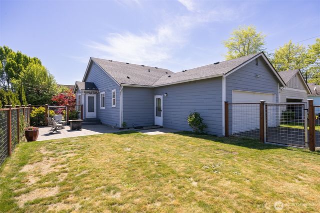 1225 Ash Street, Lynden, WA 98264
