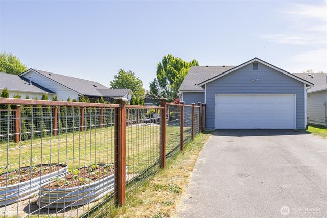 1225 Ash Street, Lynden, WA 98264