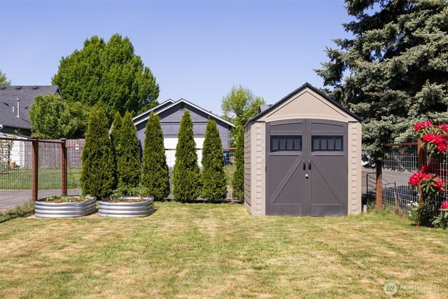 1225 Ash Street, Lynden, WA 98264