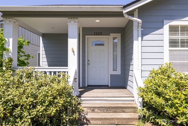 1225 Ash Street, Lynden, WA 98264