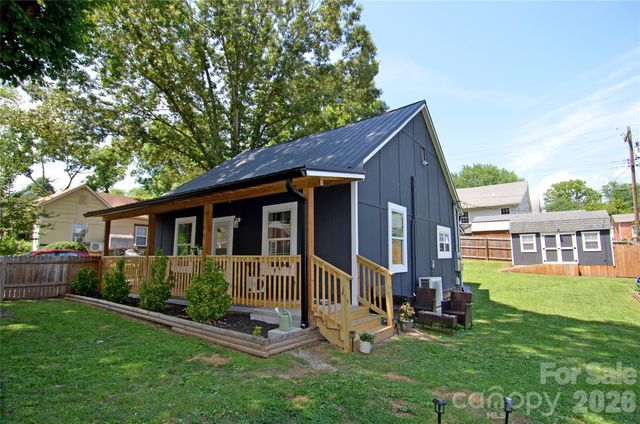 120 7th Street 20, Marion, NC 28752