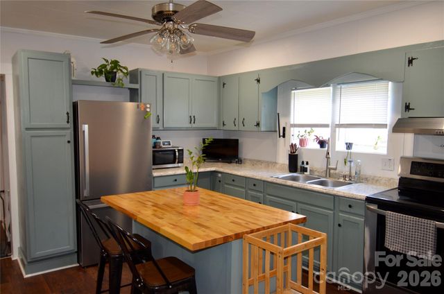 120 7th Street 20, Marion, NC 28752