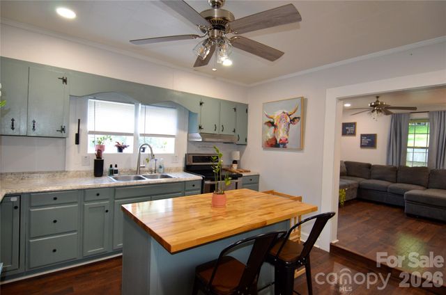 120 7th Street 20, Marion, NC 28752