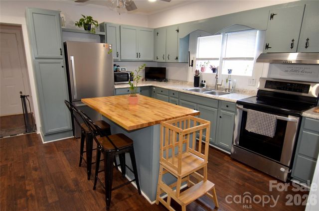 120 7th Street 20, Marion, NC 28752