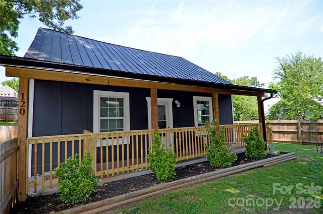 120 7th Street 20, Marion, NC 28752