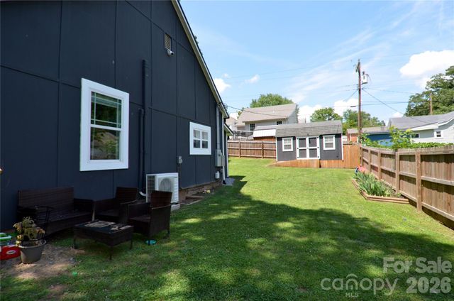 120 7th Street 20, Marion, NC 28752