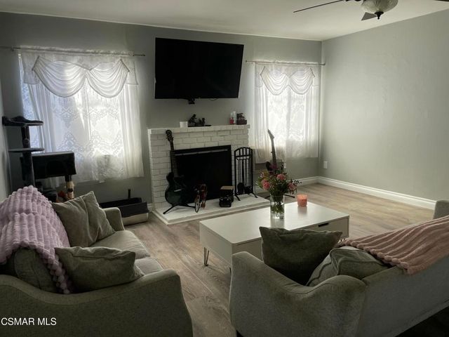 842 S Corta Drive, Santa Ana, CA 92704