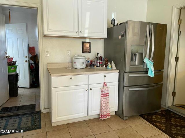 842 S Corta Drive, Santa Ana, CA 92704