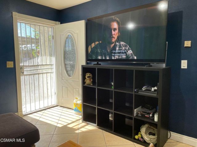 842 S Corta Drive, Santa Ana, CA 92704