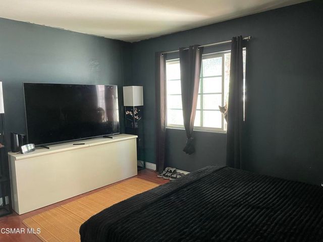 842 S Corta Drive, Santa Ana, CA 92704