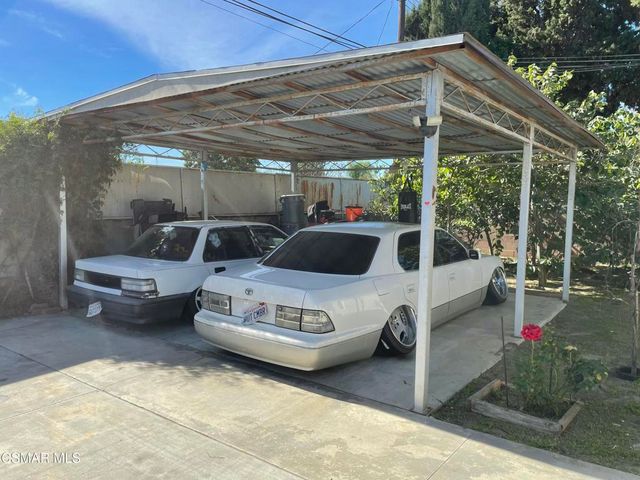 842 S Corta Drive, Santa Ana, CA 92704