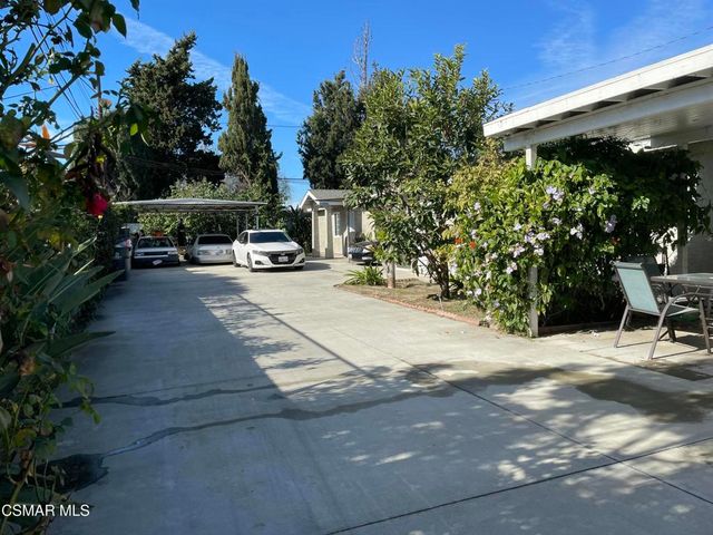 842 S Corta Drive, Santa Ana, CA 92704