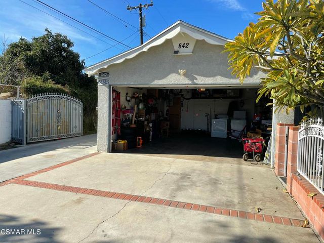 842 S Corta Drive, Santa Ana, CA 92704
