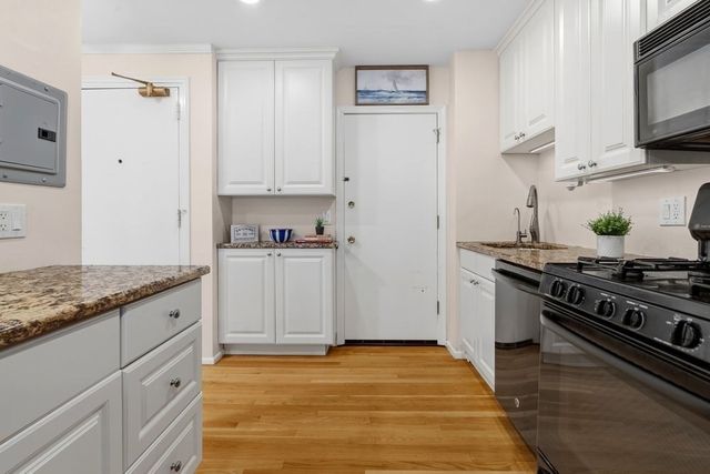 135 Granite Ave 49, Boston, MA 02124