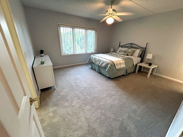 710 Creekside Drive 310, Mount Prospect, IL 60056