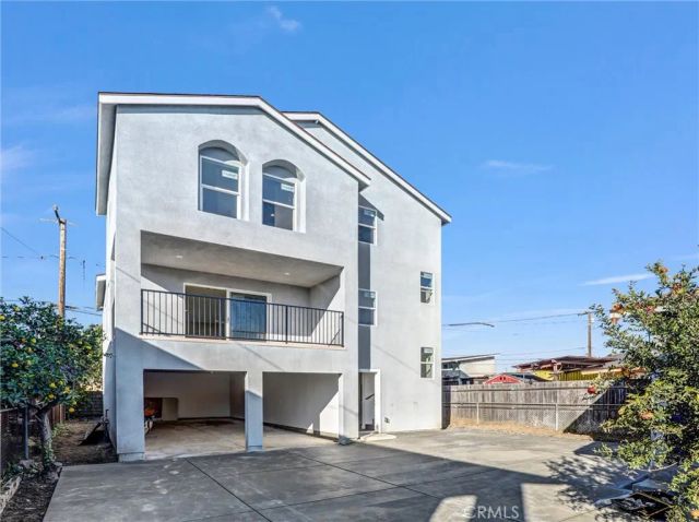 1231 S Rowan Avenue, Los Angeles, CA 90023