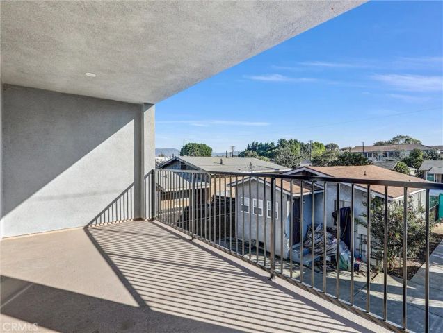 1231 S Rowan Avenue, Los Angeles, CA 90023