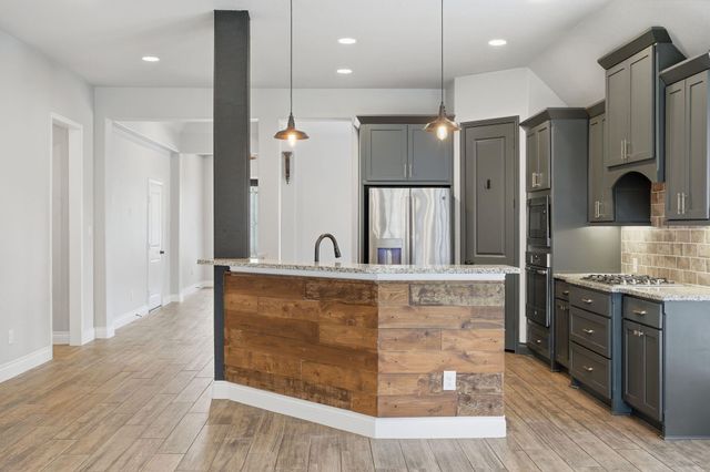 103 Boarsmen Court, Montgomery, TX 77316