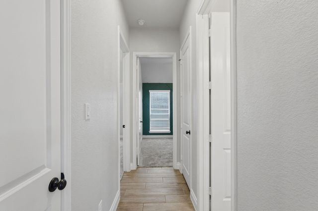 103 Boarsmen Court, Montgomery, TX 77316