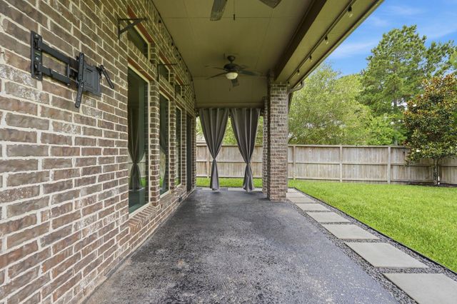 103 Boarsmen Court, Montgomery, TX 77316