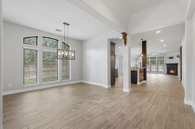103 Boarsmen Court, Montgomery, TX 77316