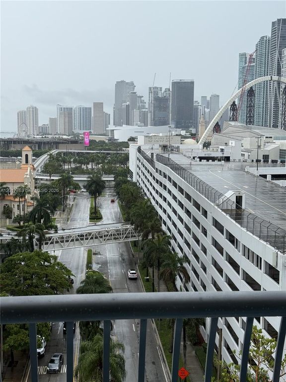 1750 N Bayshore Dr 1212, Miami, FL 33132