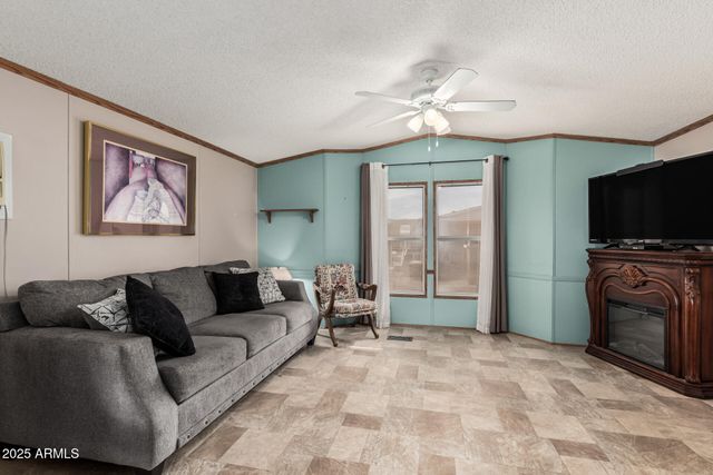 301 S SIGNAL BUTTE Road 216, Apache Junction, AZ 85120