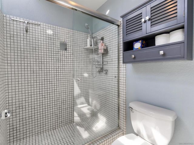 6358 Caminito Del Cervato, San Diego, CA 92111