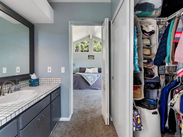 6358 Caminito Del Cervato, San Diego, CA 92111