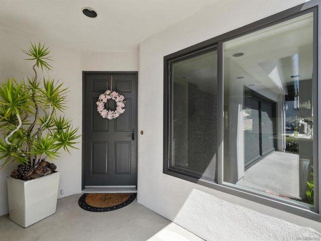 6358 Caminito Del Cervato, San Diego, CA 92111