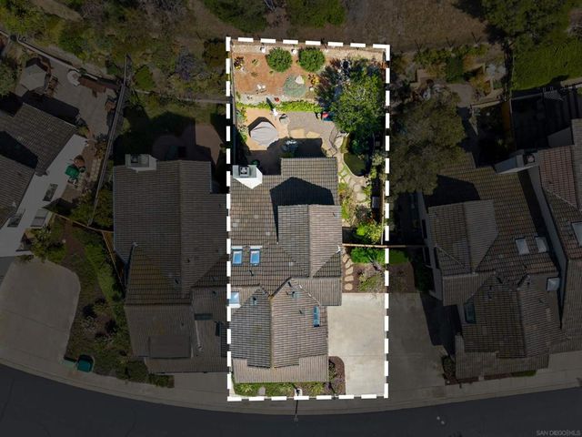 6358 Caminito Del Cervato, San Diego, CA 92111