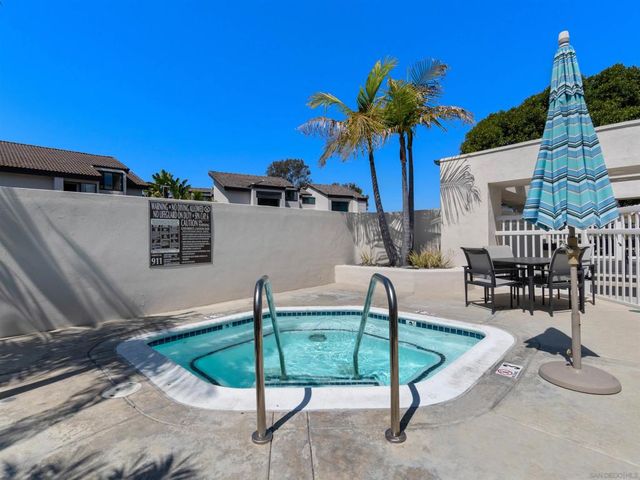 6358 Caminito Del Cervato, San Diego, CA 92111