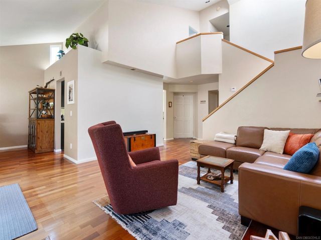 6358 Caminito Del Cervato, San Diego, CA 92111