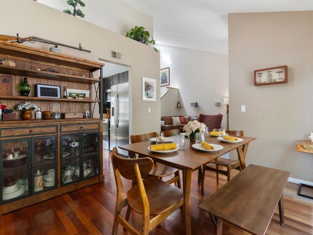 6358 Caminito Del Cervato, San Diego, CA 92111
