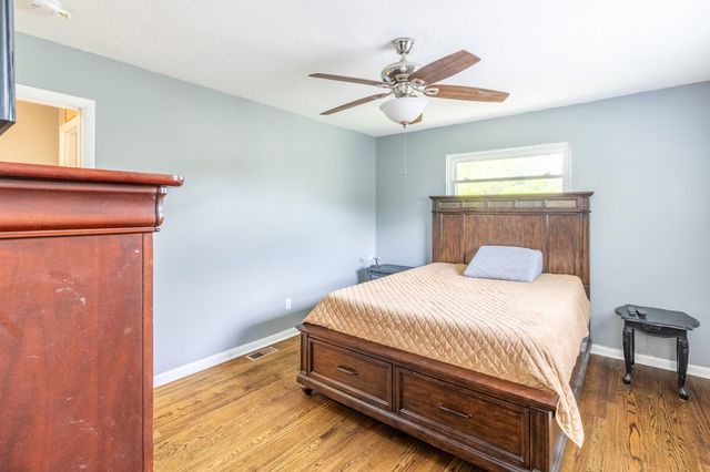 2524 Lyons Lane, Soddy Daisy, TN 37379