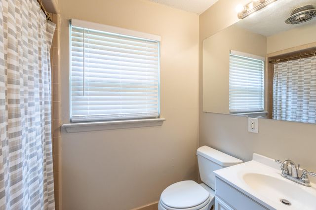 2524 Lyons Lane, Soddy Daisy, TN 37379