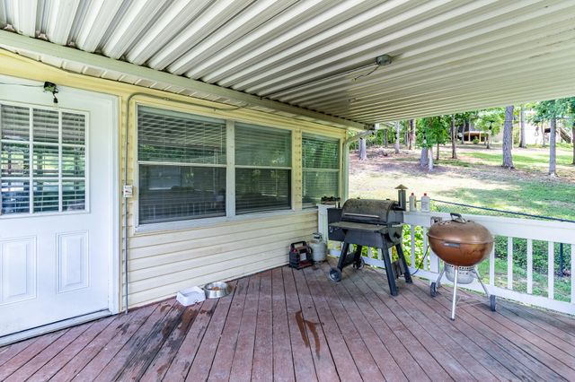 2524 Lyons Lane, Soddy Daisy, TN 37379